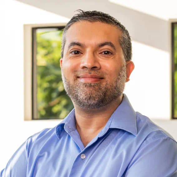 Dr. Arsallan Ahmad, M.D., N.D.